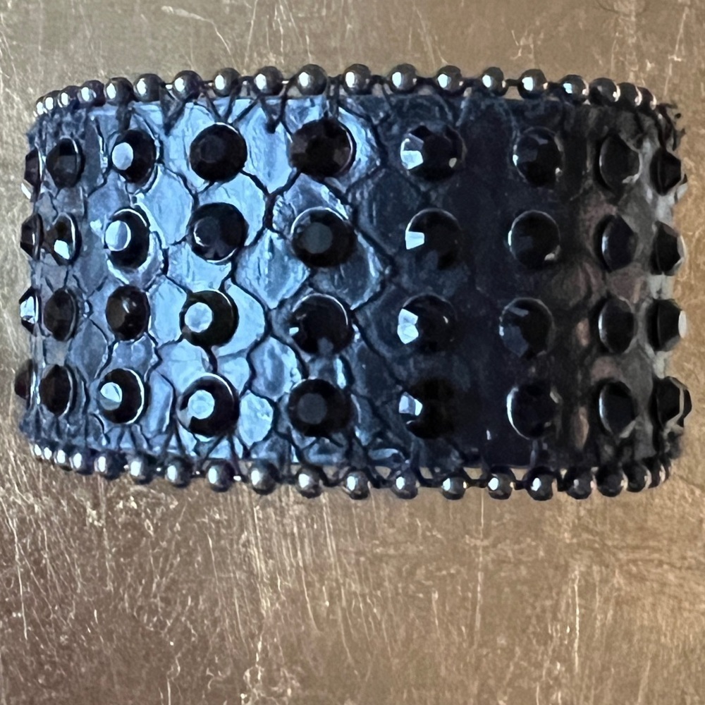 Stylish Leather Black Rhinestone bracelet - Picture 3 of 7